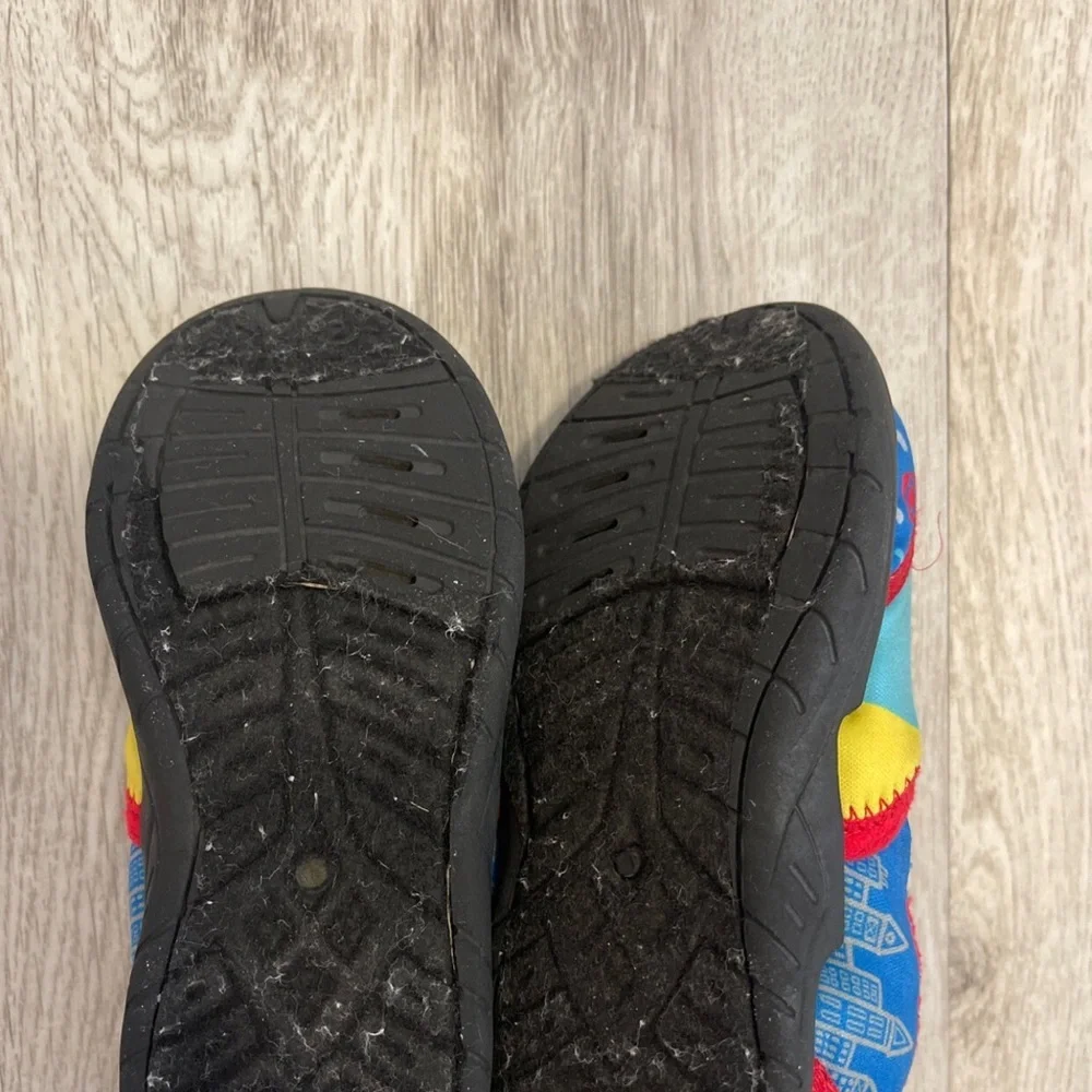 Mickey Boys 7-8 Water Shoes